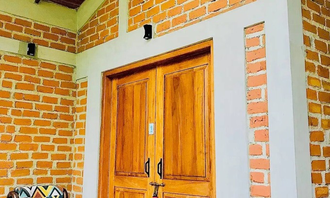 Mallawapitiya Villa | Triple room with balcony - The Hideaway Kurunegala Sri Lankan
