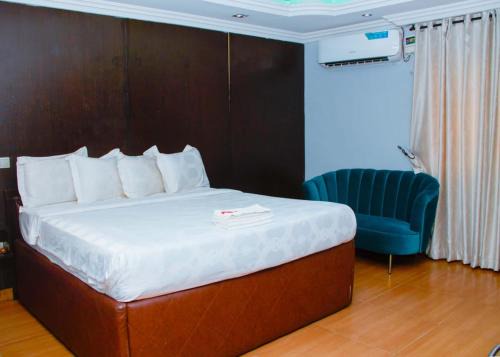 Surulere Hotel | Triple Tee Hotel