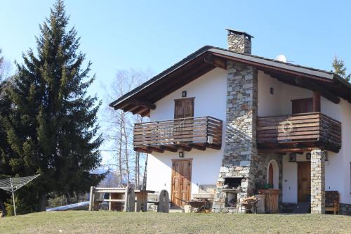 Tirano Ski Chalet | TrivignoLife ridente chalet in montagna