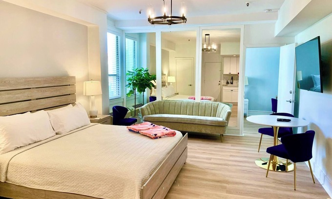 Palm Beach - West Palm Beach Condo | Tropical Beach Suite, 2 br 3032