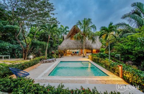 Palomino Villa | Tröpical house with amazing view by KeyPöint!