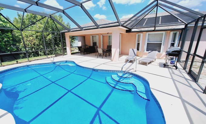 Sebastian Highlands House | 🍹🌞 Tropical Paradise! Heated Pool, Boat Parking, Near Beaches!