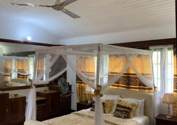 Accra Bed & Breakfast | Tropical Quest B&B