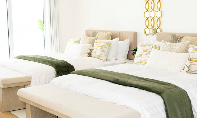 West End Apartment | Tropical Treasure at the West