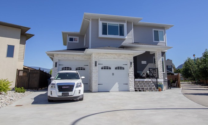 Okanagan-Similkameen House | Trout Creek Family Fun