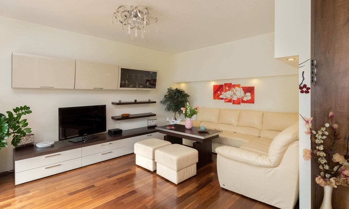 Przymorze Apartment | Trzy Żagle 3B Gdańsk | Elegant Apartment with Parking