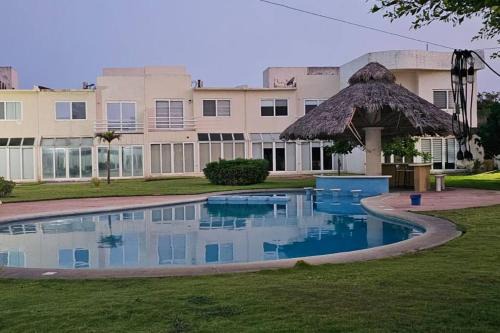 Alvarado House | Tu Hogar Junto a la Playa