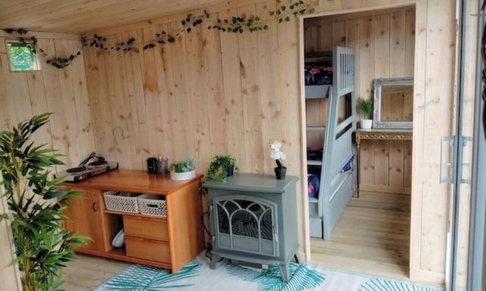 Llandovery Cabin | Tucson cabin