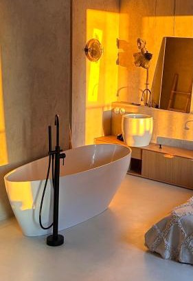 Katowice Apartment | TULUM APARTMENT- Top Design - BATH - Projector - View - Gym - FREE GARAGE- Next to SPODEK, MCK, NOSPR