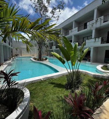 Tulum Apartment | Tulum Jungle loft with Pool and rooftop near Beach and Cenotes and dowtown! Fast WiFi! Perfect for Expats