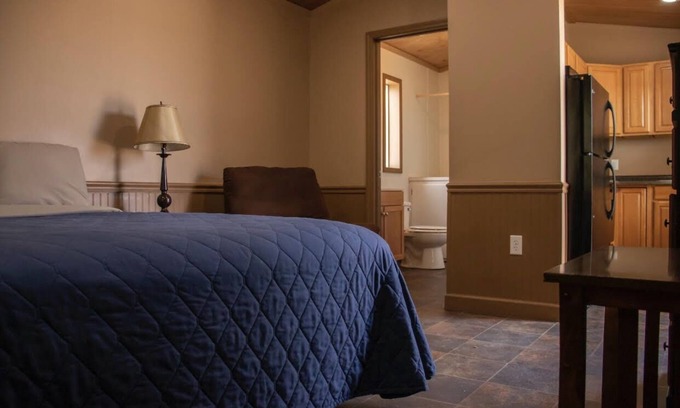 Thorntonville House | Tumbleweed Lodge