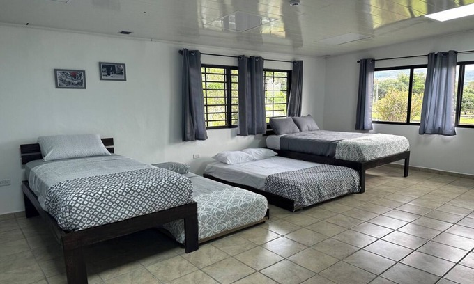 Alto Boquete Apartment | Turistic Lodging at Alto Boquete - Family Room Deluxe with private bathroom