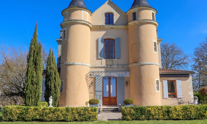 Seyches Other | Turreted Petit Château with magnificent views between Bordeaux & Bergerac