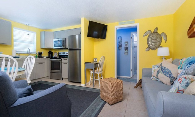 Englewood Villa | Turtle Cay at The Beach Shack! Come On Down!