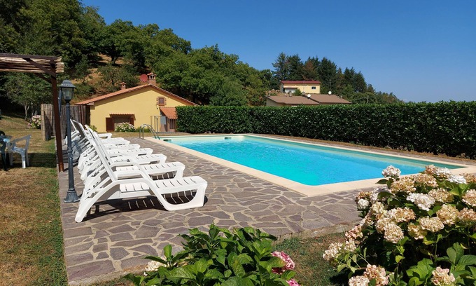 Arcidosso Villa | Tuscan villa with private pool and garden overlooking Mount Amiata