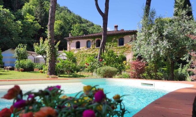 Subbiano Villa | Tuscany - Arezzo elegant villa with pool and private park
