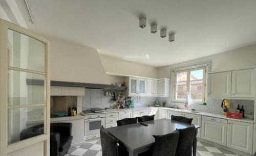 Limite Sull'Arno House | Tuscany Villa on the River