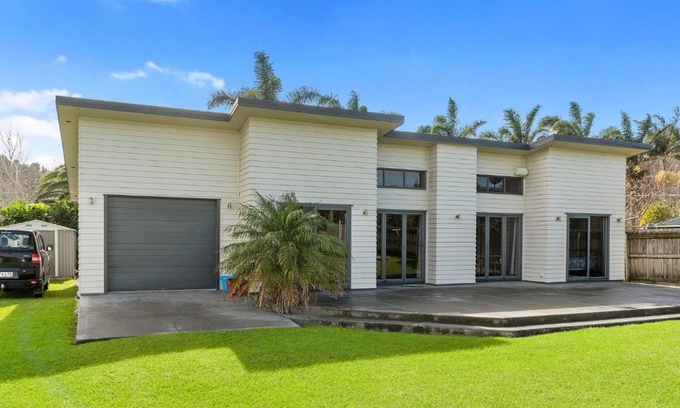 Tutukaka House | Tutukaka Treat - Wellingtons Bay Holiday Home