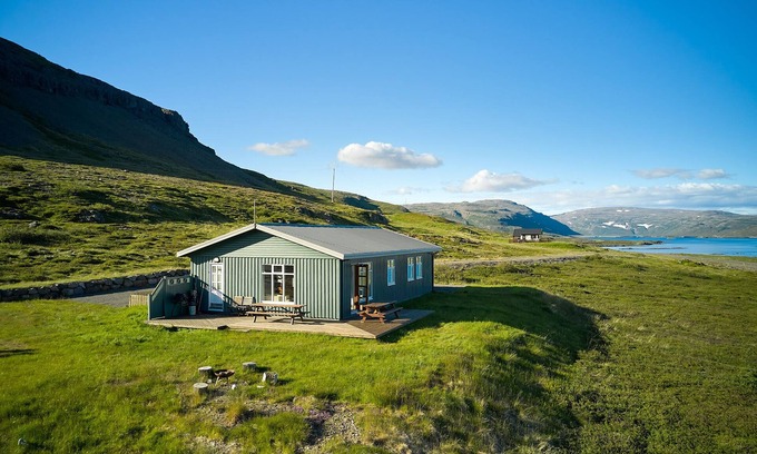 Vesturbyggð Cottage | Tvera - roomy quality cottage with a view, close to the ferry harbor Brjanslækur