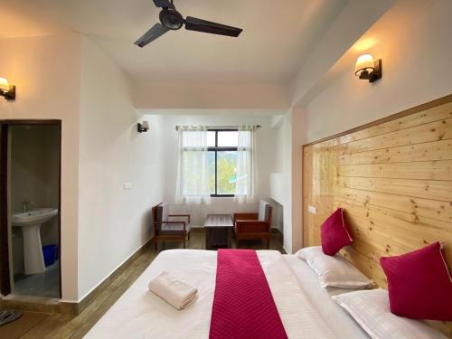 Rumtek Hotel | Twin Garden