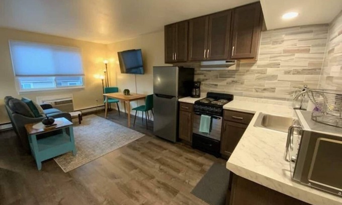 Syracuse Apartment | Twin Oaks Extended Stay Studio - 2817 Apt 7