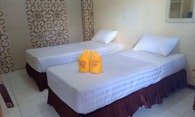 Sidomulyo House | Twin Room at Mutiara Batu