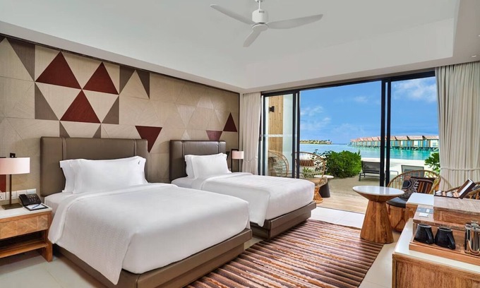 Farukolhufushi Island Hotel | Twin Studio on Beachfront with Modern Comforts