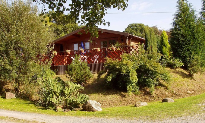 Pontyclun Cabin | TWINPINES, LLWYNAU FARM, LLANTRISANT - 12 MILES FROM CARDIFF. CF72 8LP. RCT.