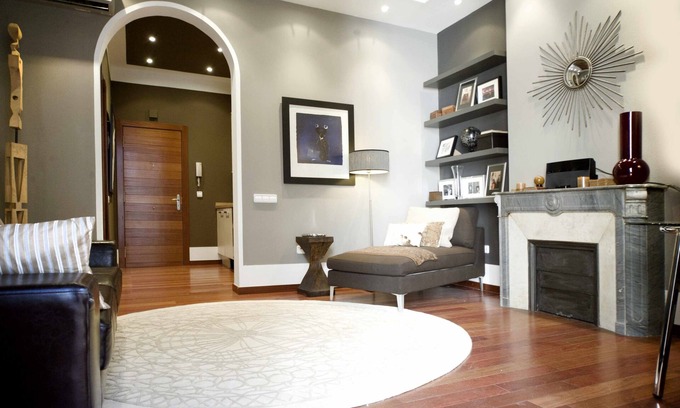 Ciutat Vella Apartment | Two Bedroom Apartment Carrer Pelai - You Stylish