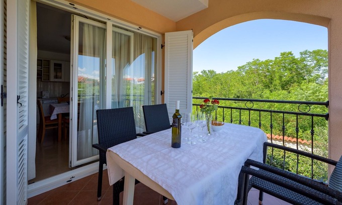 Basanija Apartment | Two bedroom apartment with terrace Bašanija, Umag (A-3402-d)