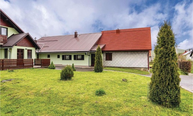 Mrkopalj Apartment | Two-Bedroom Apartment in Mrkopalj