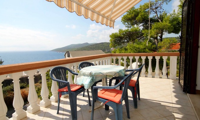Zavalatica Apartment | Two bedroom apartment with terrace and sea view Zavalatica, Korčula (A-4453-b)