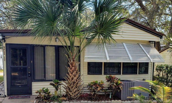 Apopka House | Two bedroom park model near Disney
