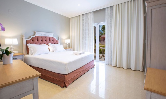 Nidri House | Two Bedroom Suite - VK Luxury Suites