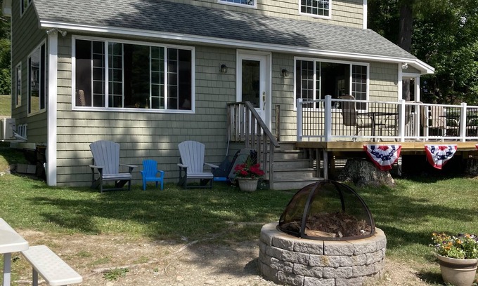 Poultney Cottage | Two Cottages at Waters Edge with Spectacular View of Water and Mountains