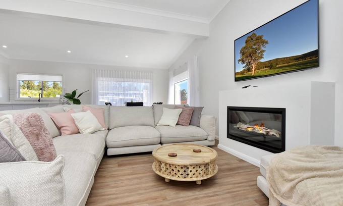 North Rothbury House | Two for Joy Estate. Sleeping 12, 2 Cottages