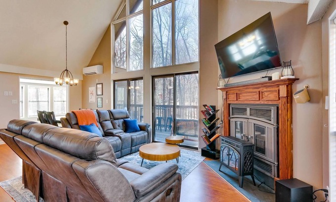 The Woods Cabin | Two King Beds, Cozy Chalet Style Cabin in The Woods Resort, Lvl 1 EV