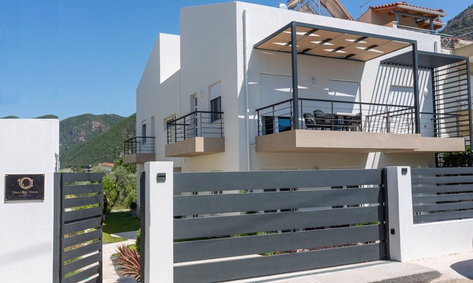 Psathopirgos Apartment | Two Olive Trees - "Leaf" Apartment - 2 bedrooms