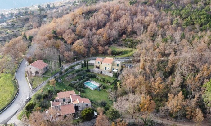 Calice Ligure House | Two-room apartment in the countryside a stone's throw from the sea