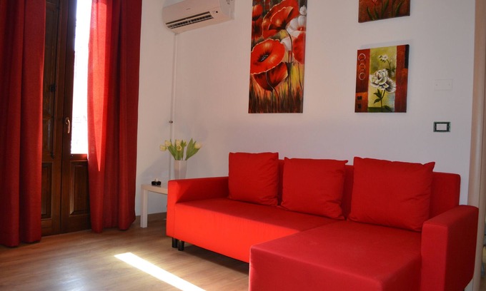 Borgo Vecchio Apartment | Two-room apartment in the heart of the historic center