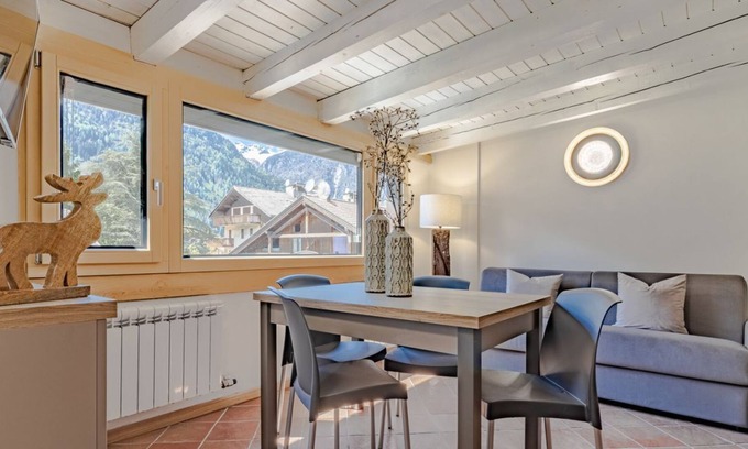 Giustino Apartment | TWO ROOM APARTMENT WITH WIFI AND BALCONY