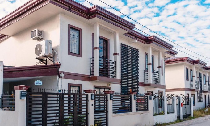 Lapu-Lapu Apartment | Two story 87 sqm fully air-conditioned house in Babag 2, Lapu-lapu City