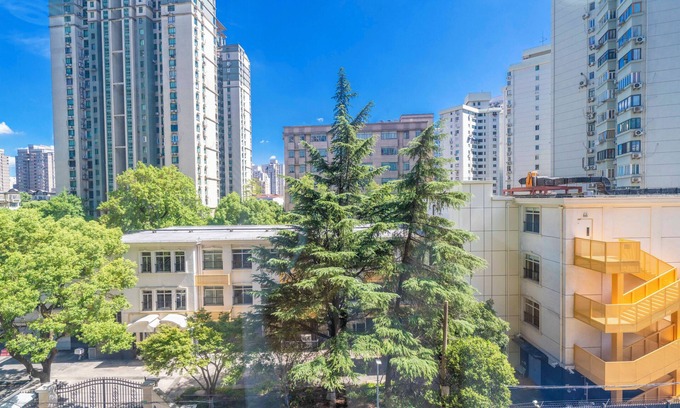Xujiahui Bed & Breakfast | Tyms Bright 2BR 1BA Suite Yongxin