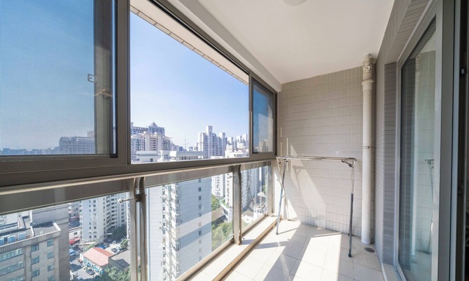 Xujiahui Bed & Breakfast | Tyms Cozy 2BR 1BA Apt Yongxin Century
