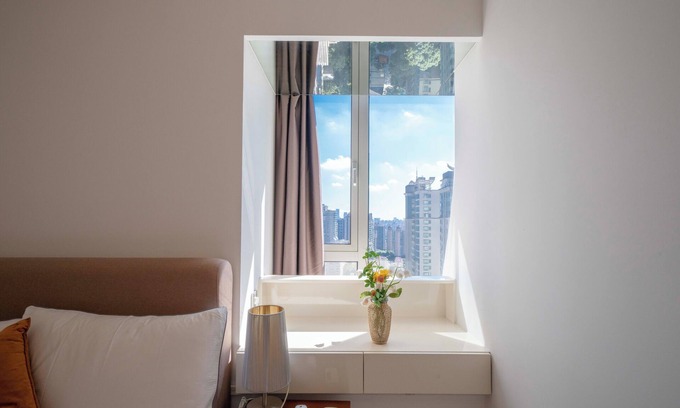 Xujiahui Bed & Breakfast | Tyms Modern 2BR 1BA Loft Yongxin