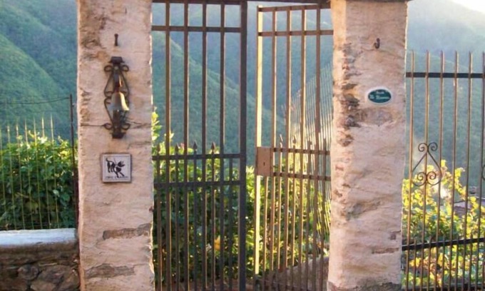 Stazzema House | Typical dwelling - Old renovated rustic house with private garden.