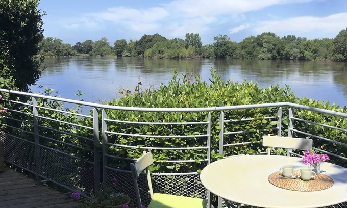 Sainte-Gemmes-sur-Loire House | Typical river house, in front of the 'Loire', near to Angers