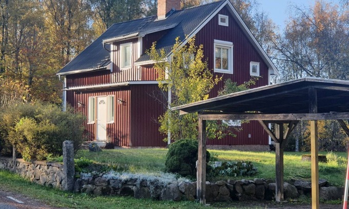 Sodra Vi House | Typical Swedish house, comfortable 85 sqm near the lake - 9.5 miles to Vimmerby!