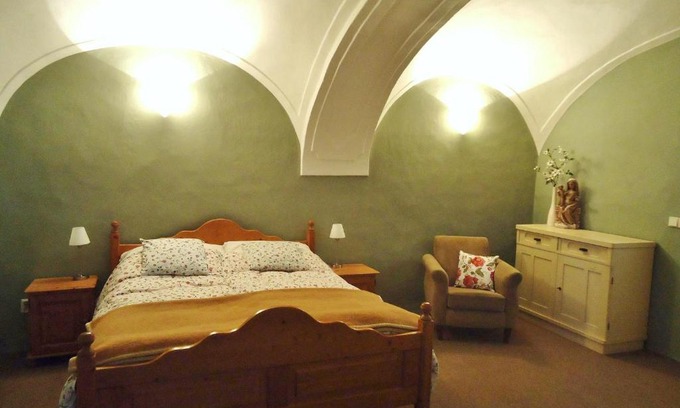 Police House | U Jablka