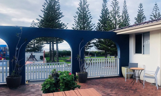 Seppings Apartment | U2 Family friendly accommodation close to the beach